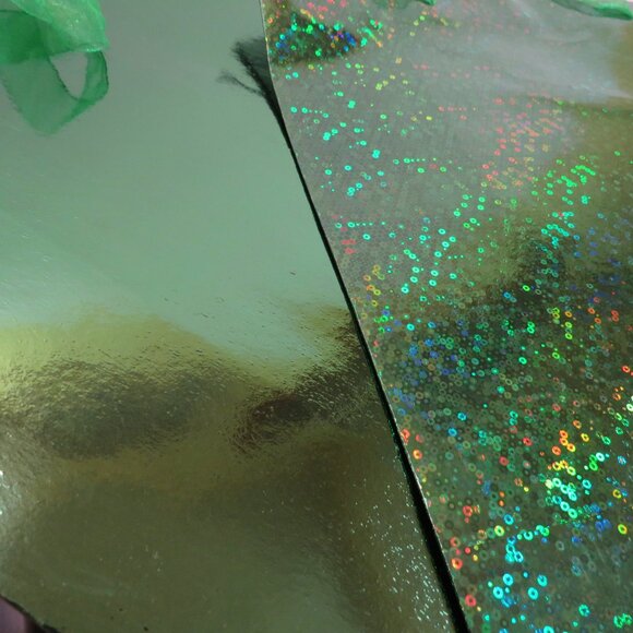 St Patrick's Day party items (suspenders, tie, wall décor & invitations) - Picture 14 of 14